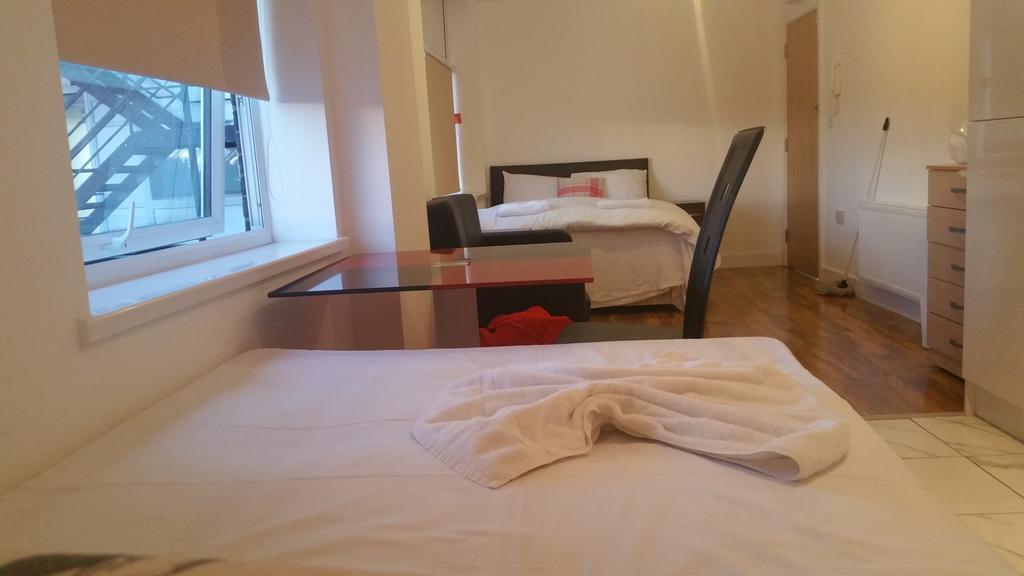 City House Ilford Luaran gambar