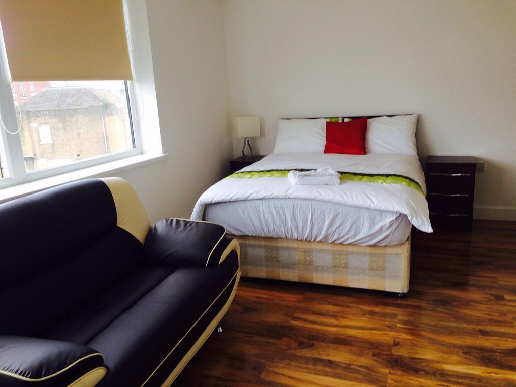 City House Ilford Luaran gambar