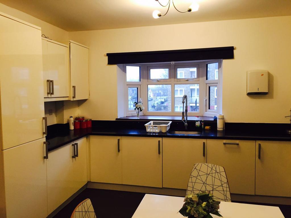 City House Ilford Luaran gambar