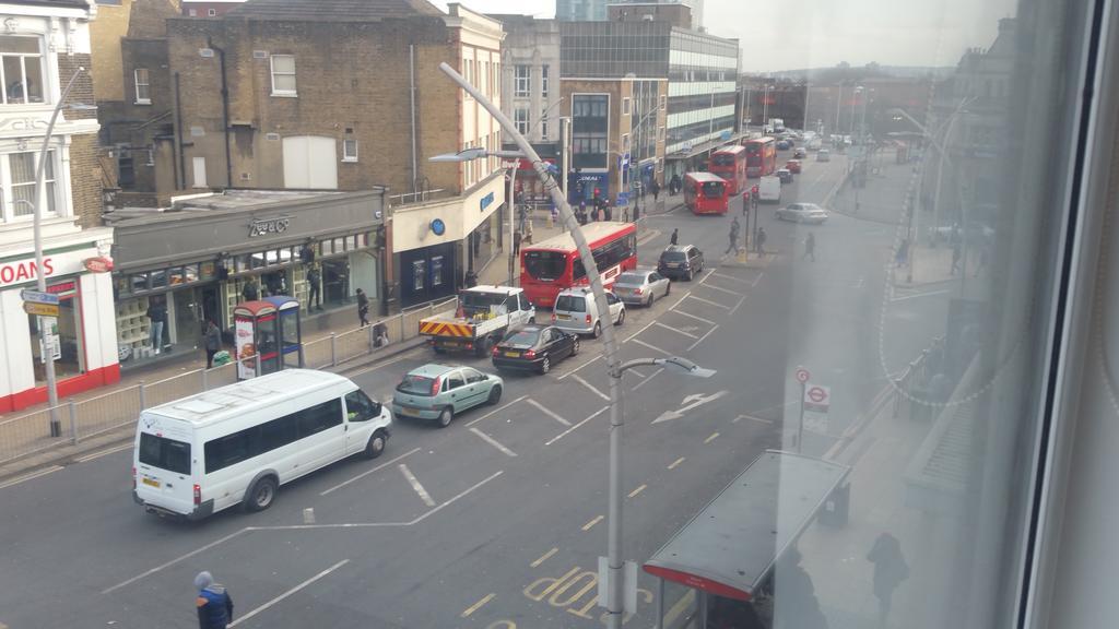 City House Ilford Luaran gambar
